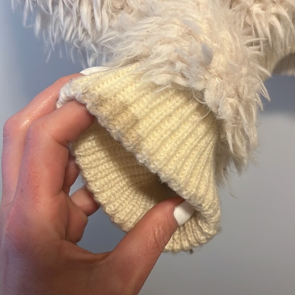 ✨SALE✨ ANGIE | ‘Teddy’ Cream Front Zip Faux Fur Jacket - Picture 12 of 14